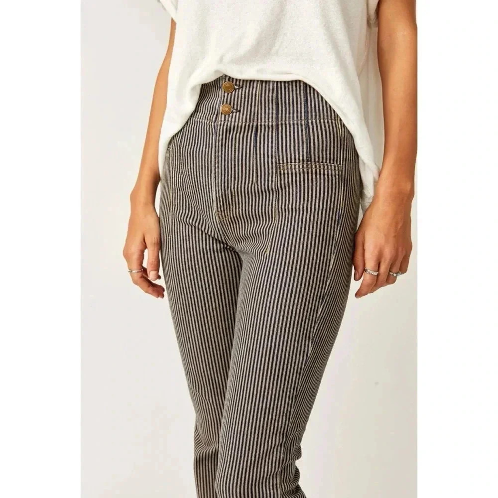 NWT Free People Jayde Flare Jeans Railroad Stripe 24 - Picture 3 of 16